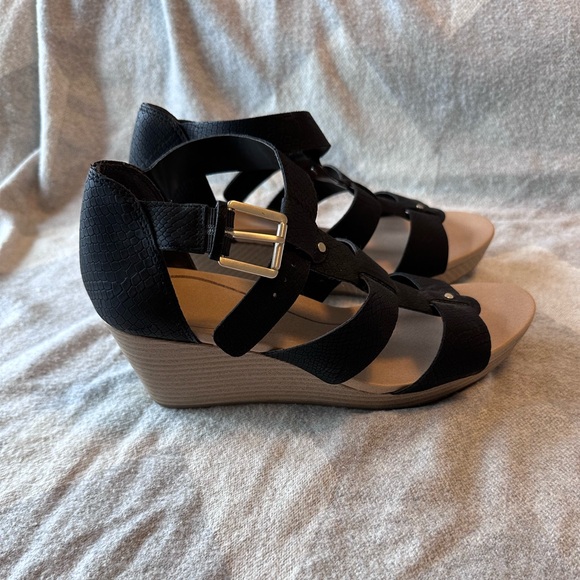 Dr Scholl’s black wedge Sandals size 8 - Picture 2 of 4